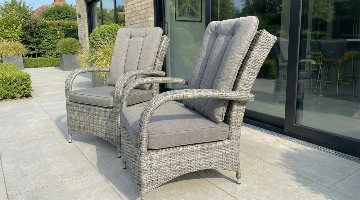 Monaco 2 Seater Grey Round Bistro Set – 0.7m - Image 4